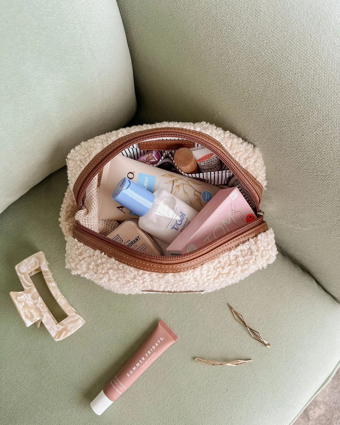 Wendy Casper Cosmetic Set